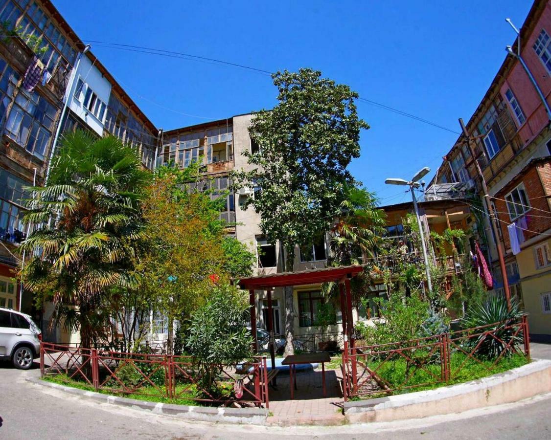 Old - Gold Gala Apartamento Tbilisi Exterior foto